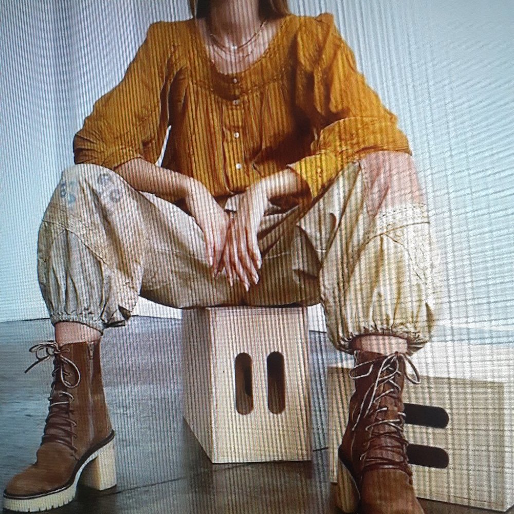 FULL CIRCLE: FABULOUS PANTS(NWT)